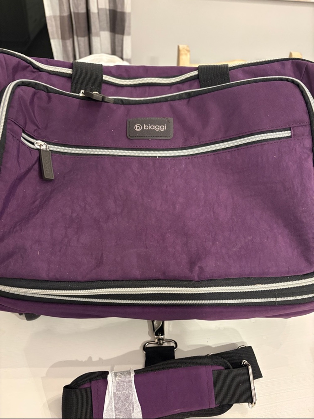Biaggi Purple Rolling Travel Bag with Detachable Strap - Picture 2 of 6